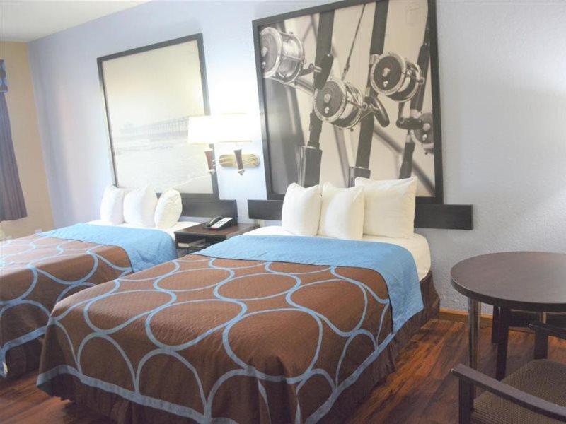 Super 8 By Wyndham Galveston Ξενοδοχείο Εξωτερικό φωτογραφία