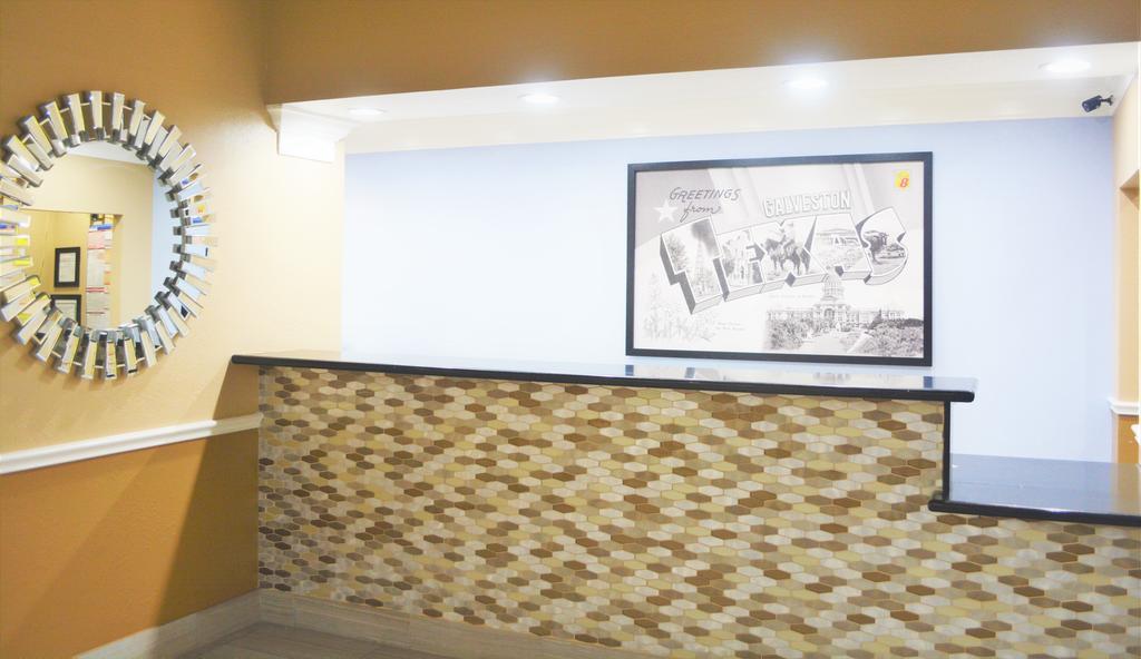 Super 8 By Wyndham Galveston Ξενοδοχείο Εξωτερικό φωτογραφία